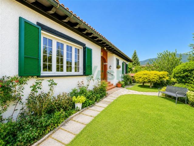 Einfamilienhaus kaufen in Mendrisio, Tessin