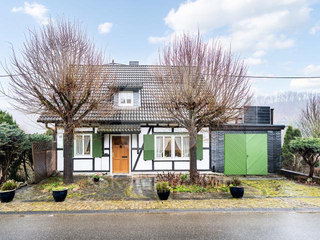 Villa kaufen in Morsbach, Nordrhein-Westfalen