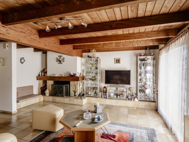 Reihenfamilienhaus kaufen in Moutier, Bern
