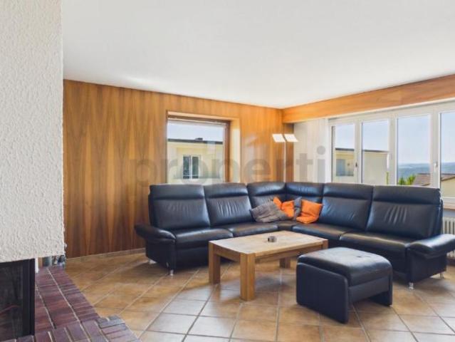 Wohnung kaufen in Oberrohrdorf, Aargau
