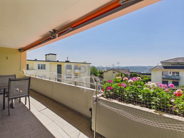 Wohnung kaufen in Oberrohrdorf, Aargau