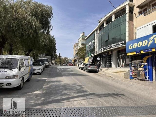 Karabağlar, İzmir içerisinde satılık mülk