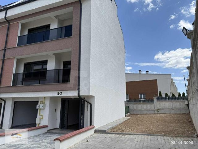 Çankaya Mahallesi, Odunpazarı içerisinde satılık Villa