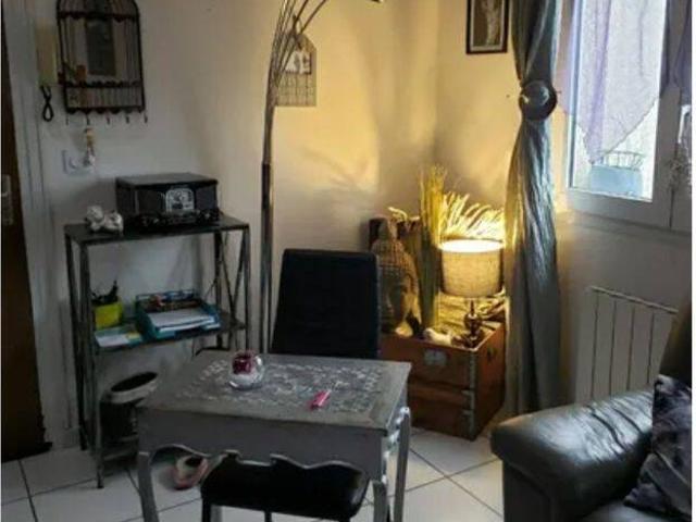 Appartement location à Les Domaniales, Genas