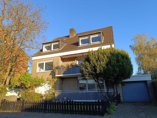 Dachgeschosswohnung kaufen in Köln, Nordrhein-Westfalen