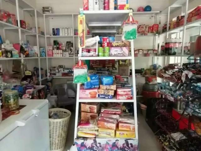 Commercial for sale in لاہور, لاہور ڈویژن