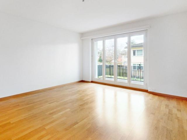 Apartment mieten in Einigen, Zürich