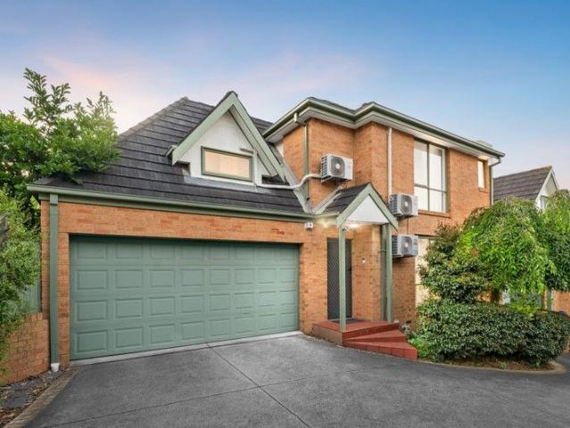 Townhouse for sale in Camerons Creek, Victoria