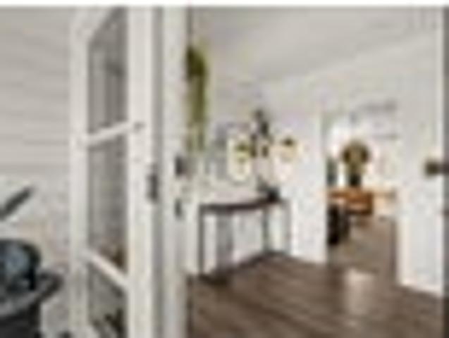 House for sale in Camberley, Hastings