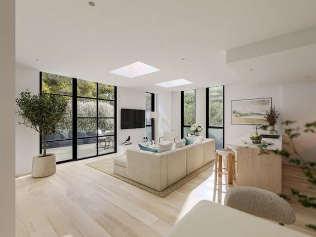 Townhouse for sale in Sutherland, New South Wales
