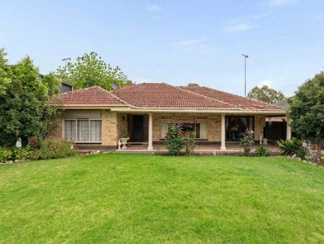House for sale in Bellevue Heights, Adelaide