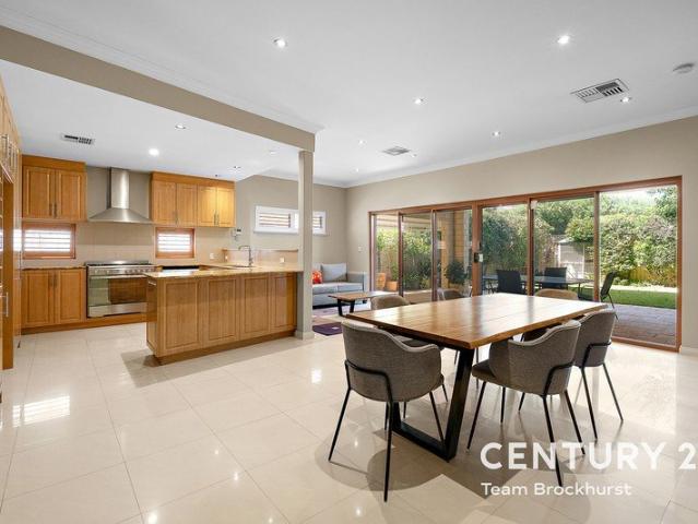 House for sale in Ardross, City of Melville