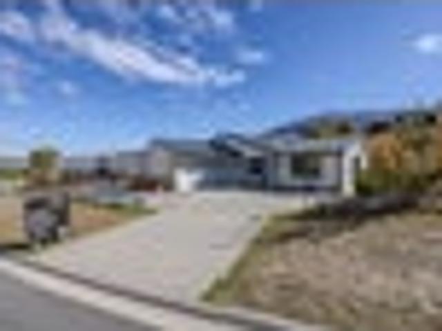 House for sale in Otakou