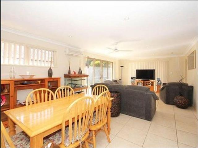House for rent in Sandstone Point, Greater Brisbane