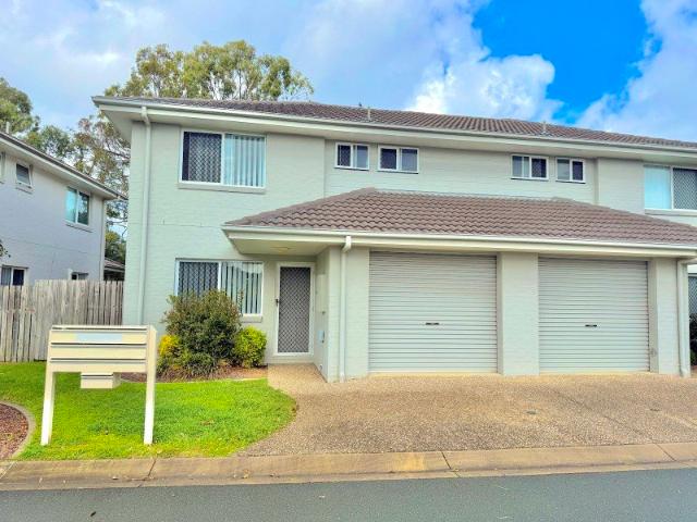 Townhouse for sale in Toombul, Queensland