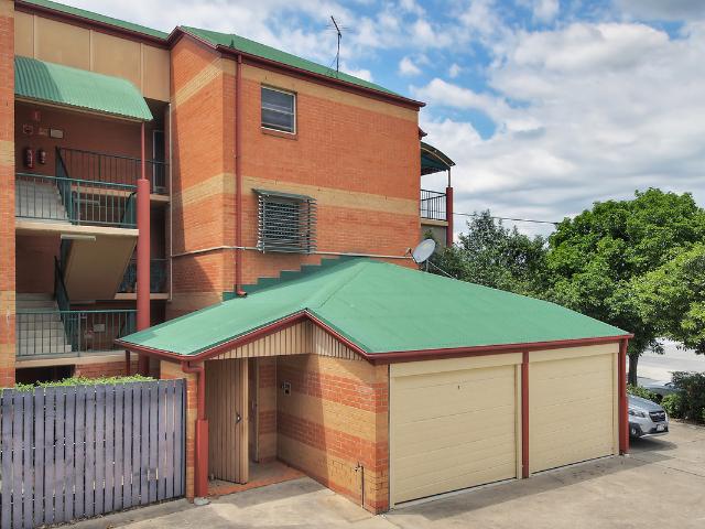 Apartment for sale in Toombul, Queensland