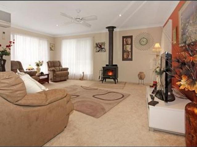 House for rent in Catalina, New South Wales