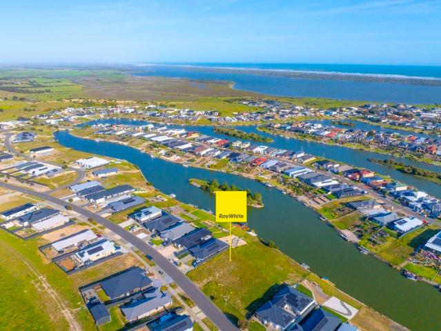 Land for sale in Hindmarsh Island, Alexandrina Council