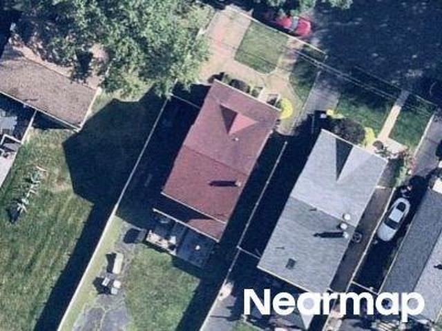 House for sale in Teaneck, New Jersey