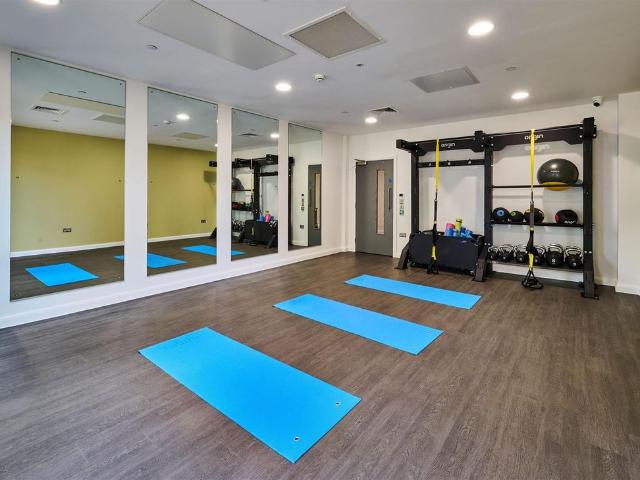 Studio for rent in Haddon, East Midlands