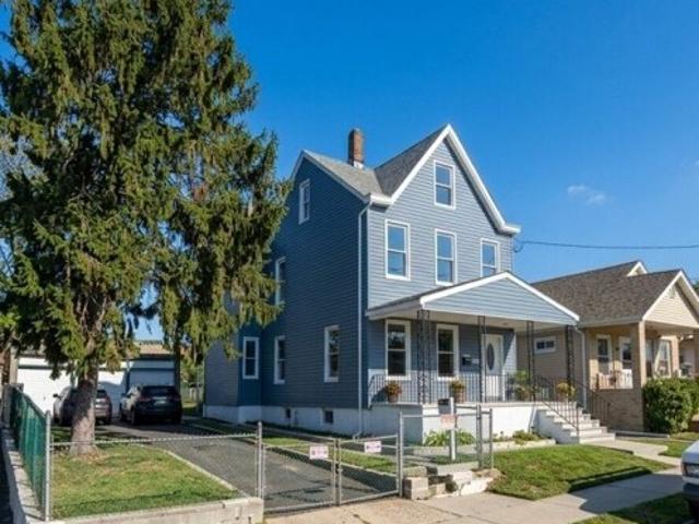 House for sale in Passaic, New Jersey