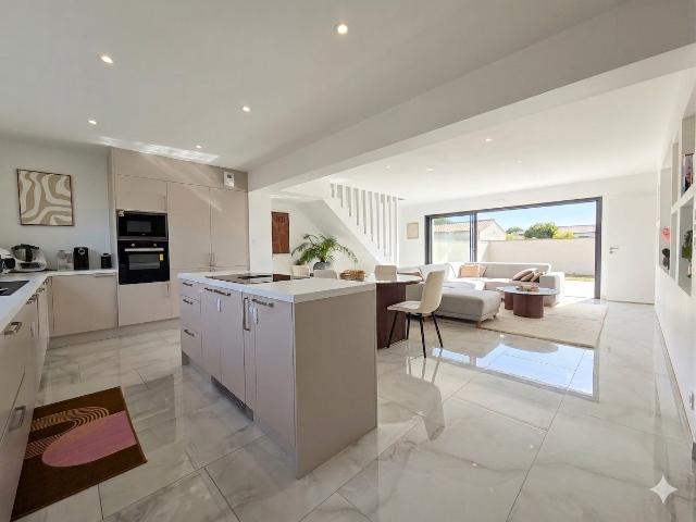 Maison vente à Nantes, Geneston