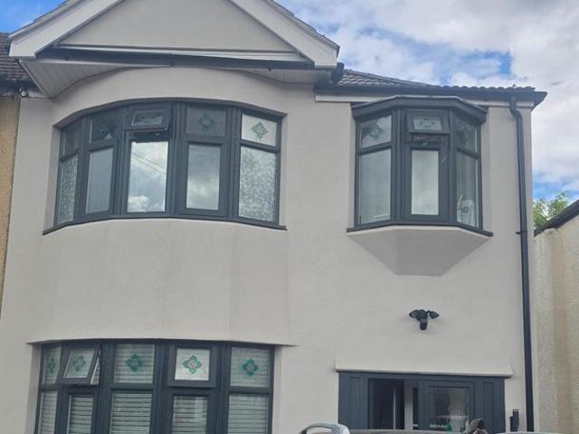 House for rent in London Borough of Barking and Dagenham, Greater London