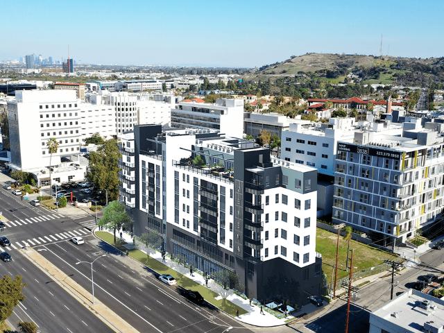 Apartment for rent in Canoga Park, California