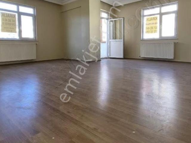 Ümraniye, İstanbul içerisinde kiralık mülk
