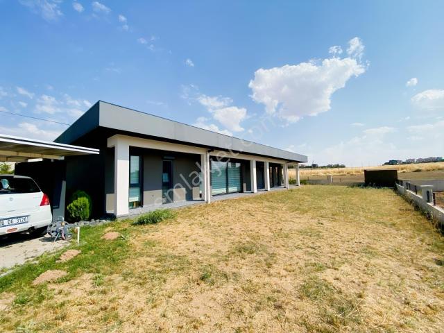 Gölbaşi, Ankara içerisinde satılık Villa