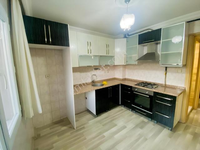Uğur Mumcu Mahallesi, Karabağlar içerisinde kiralık mülk
