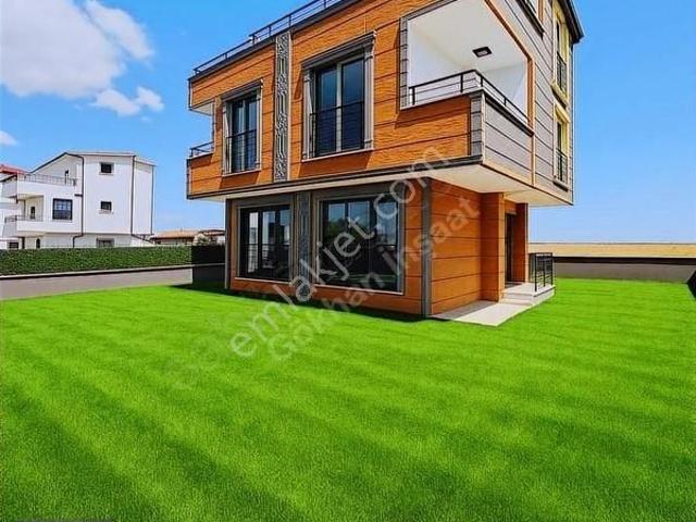 Marmaraereğlisi içerisinde satılık Villa