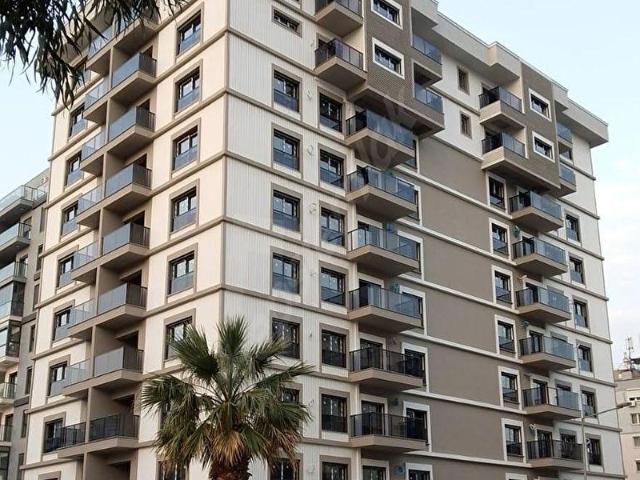 Bornova, İzmir içerisinde satılık mülk