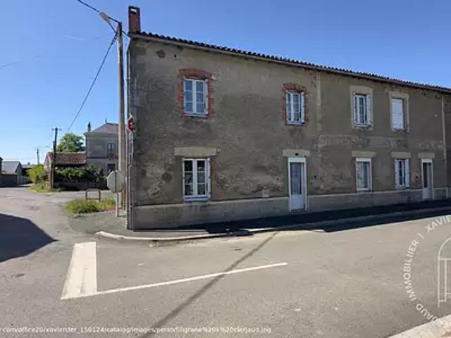Maison vente à Bressuire, Genneton