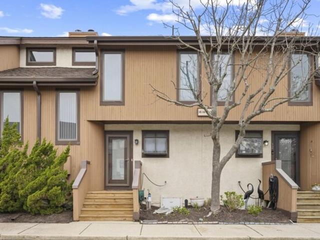 Condo for sale in Ocean City