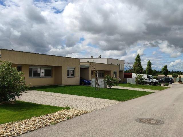 Haus mieten in Parndorf, Burgenland