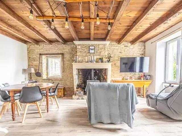Maison vente à La Bourdonnerie, Genouillé