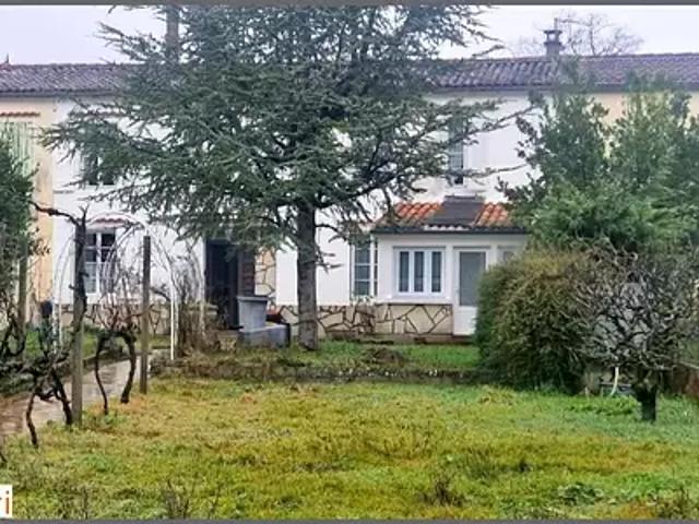 Maison vente à La Bourdonnerie, Genouillé