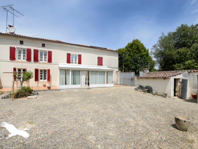 Maison vente à Gensac-la-pallue