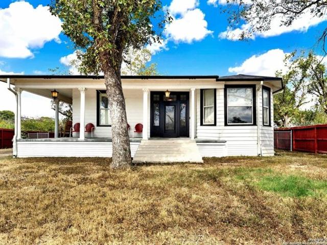 House for sale in Medina, Texas