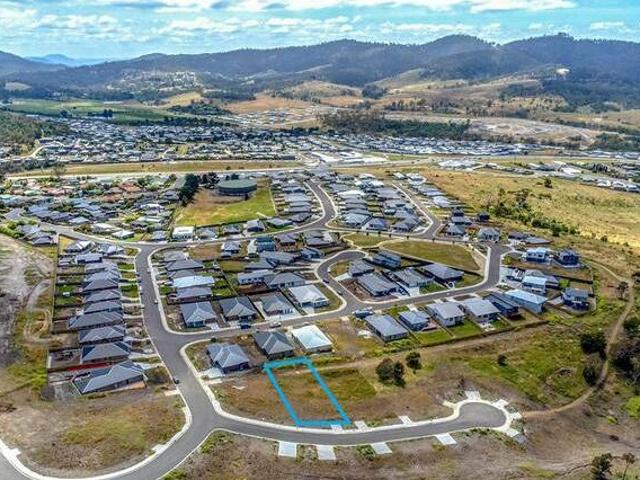 House for sale in Clarence Lifestyle Village, Hobart