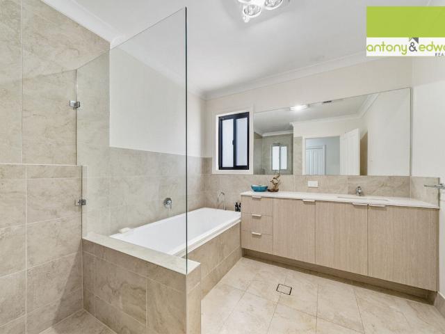 House for sale in Brisbane Grove, New South Wales