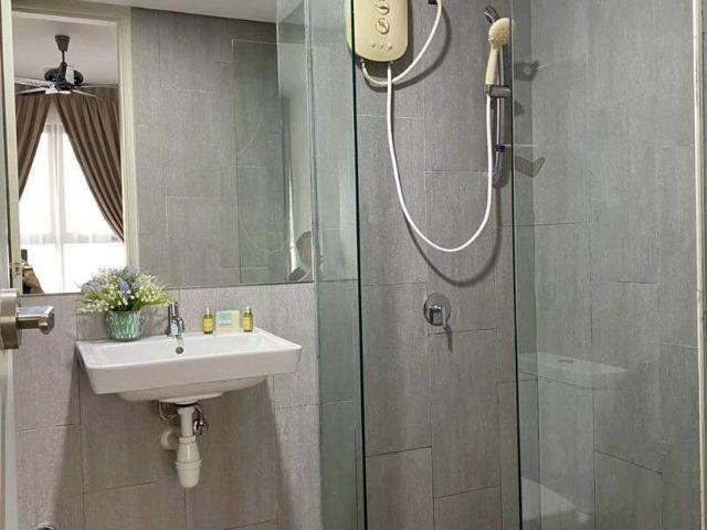 Room for rent in Petaling, Alam Impian