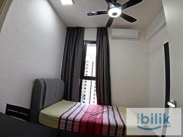 Room for rent in Petaling, Alam Impian