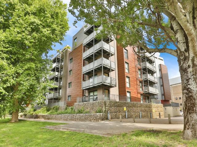 Apartment for rent in Lakenham, East Bank