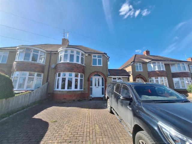 House for rent in Caversham Heights, Reading