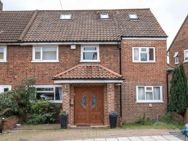 House for rent in Colney Hatch, Greater London