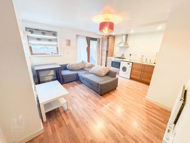 Apartment for rent in Upper Clapton, Greater London