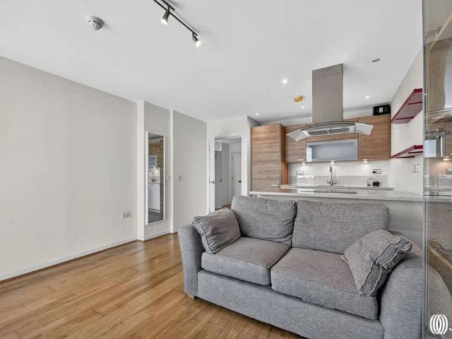 Apartment for rent in Stratford Marsh, Greater London