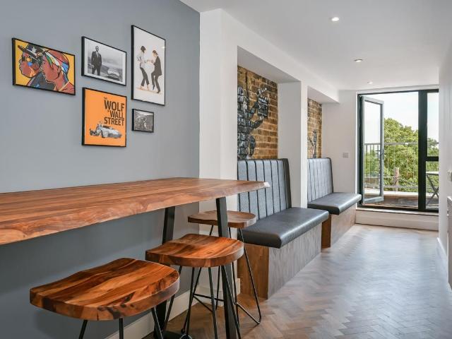 Room for rent in South Woodford, Greater London